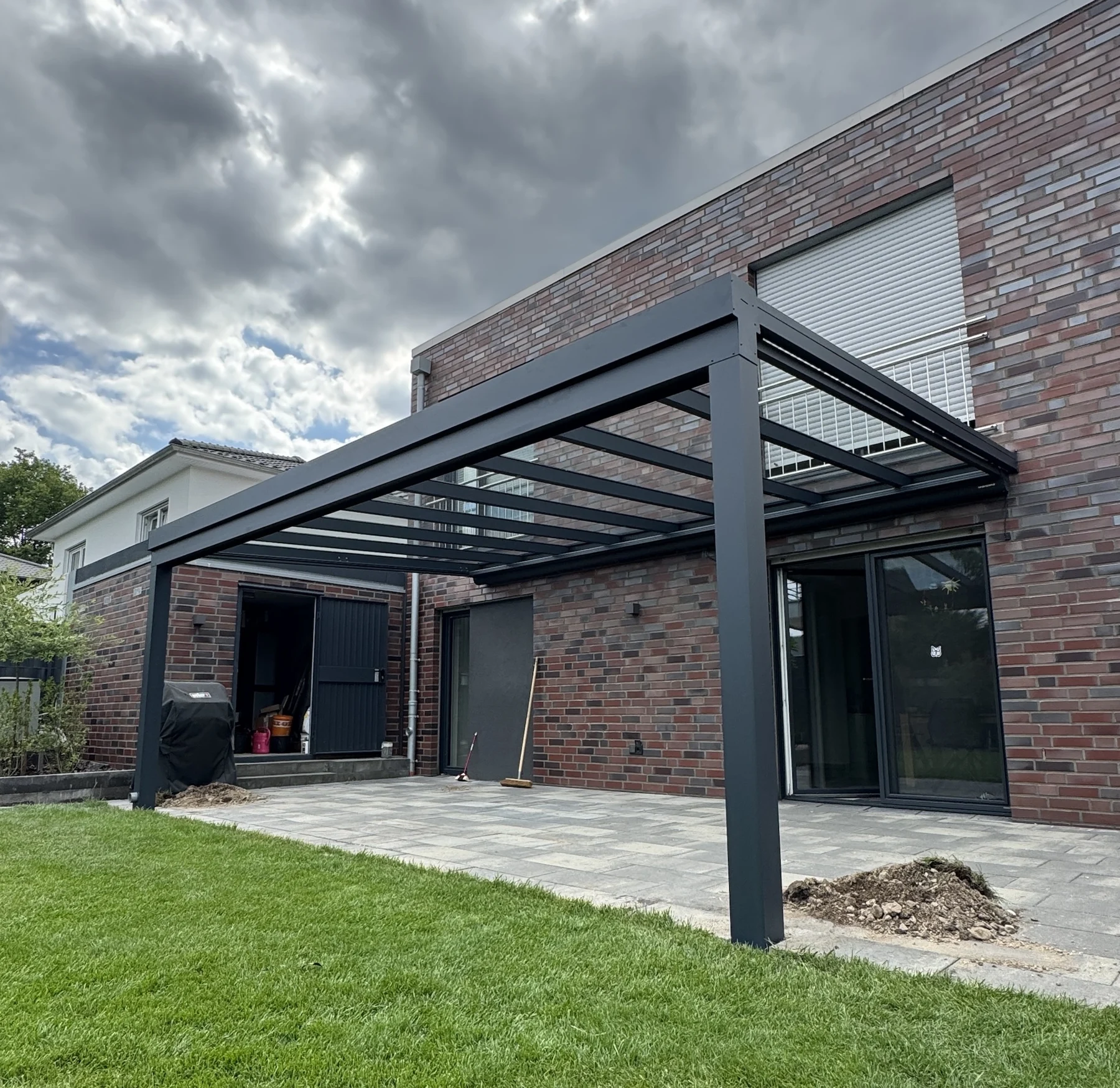 Individuelle Terrassenüberdachung